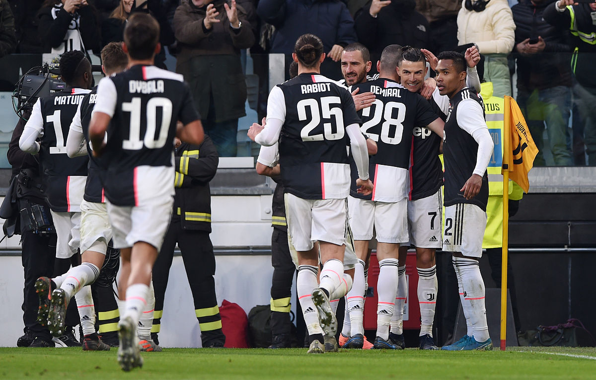 关于尤文图斯客场不敌阿贾克斯，呈现惨淡状态的信息
