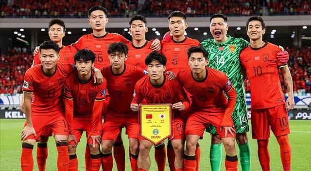 关于中国足球全球热议国足实力强大赢得尊重的信息