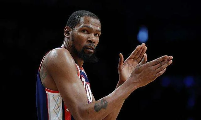 九游体育网页版入口-包含篮球巨星个人精彩表现引发观赏狂潮的词条