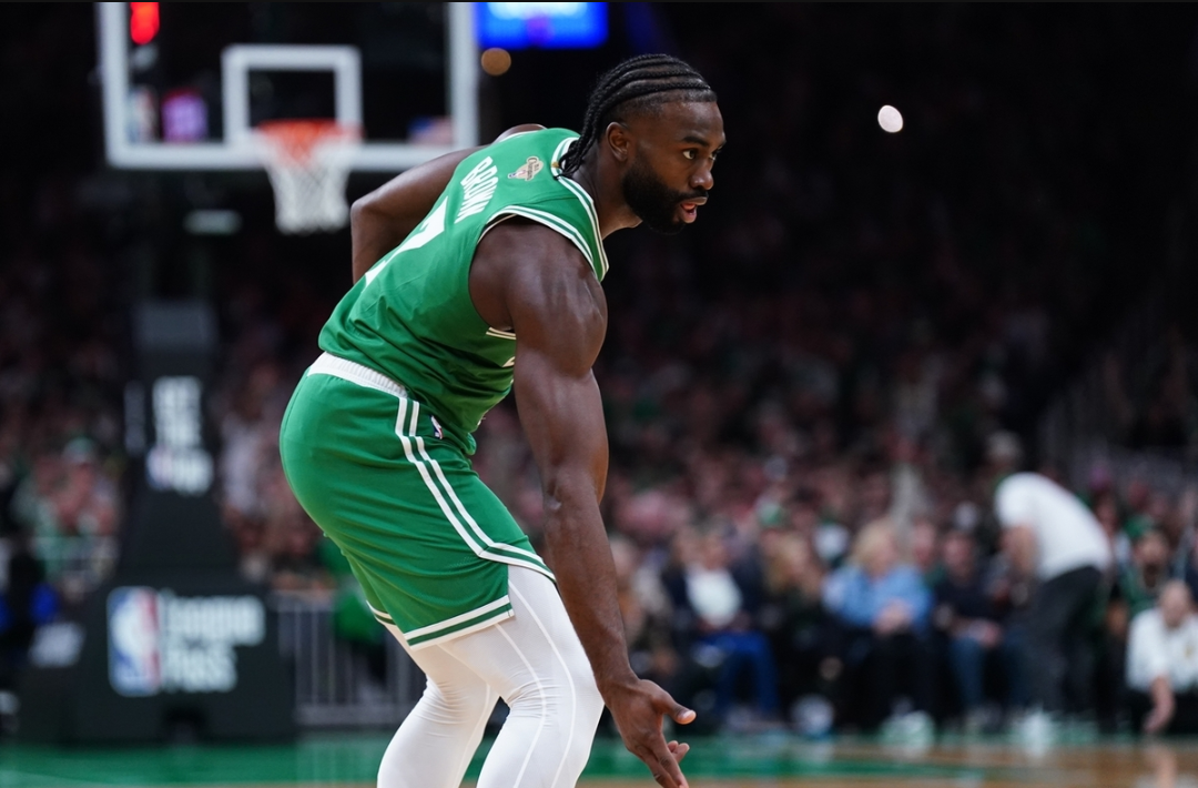 九游体育中国官网-人负绿军，塔图姆分荣膺全场最高得分手