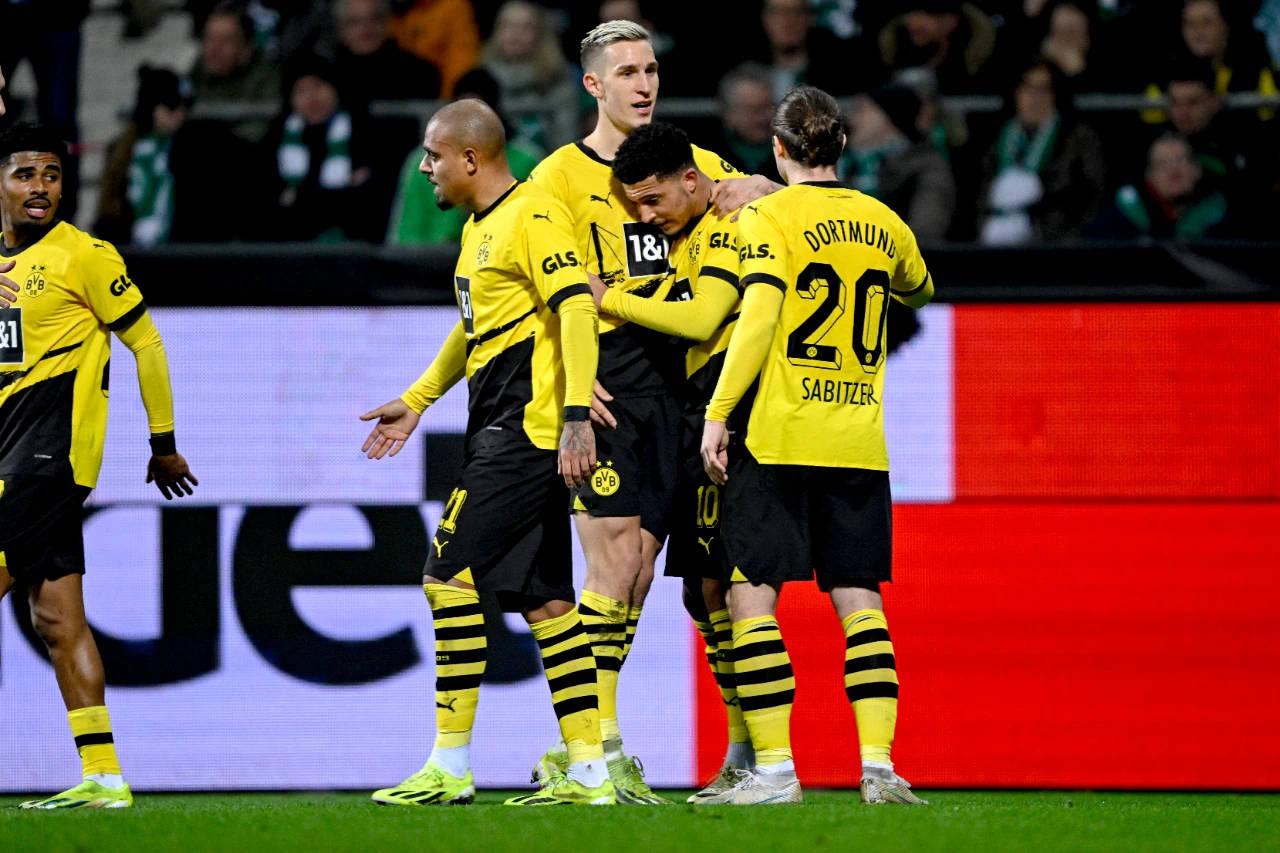 多特蒙德在主场迎战莱比锡,大胜对手赢得比赛 多特蒙德在主场迎战莱比锡,大胜对手赢得比赛