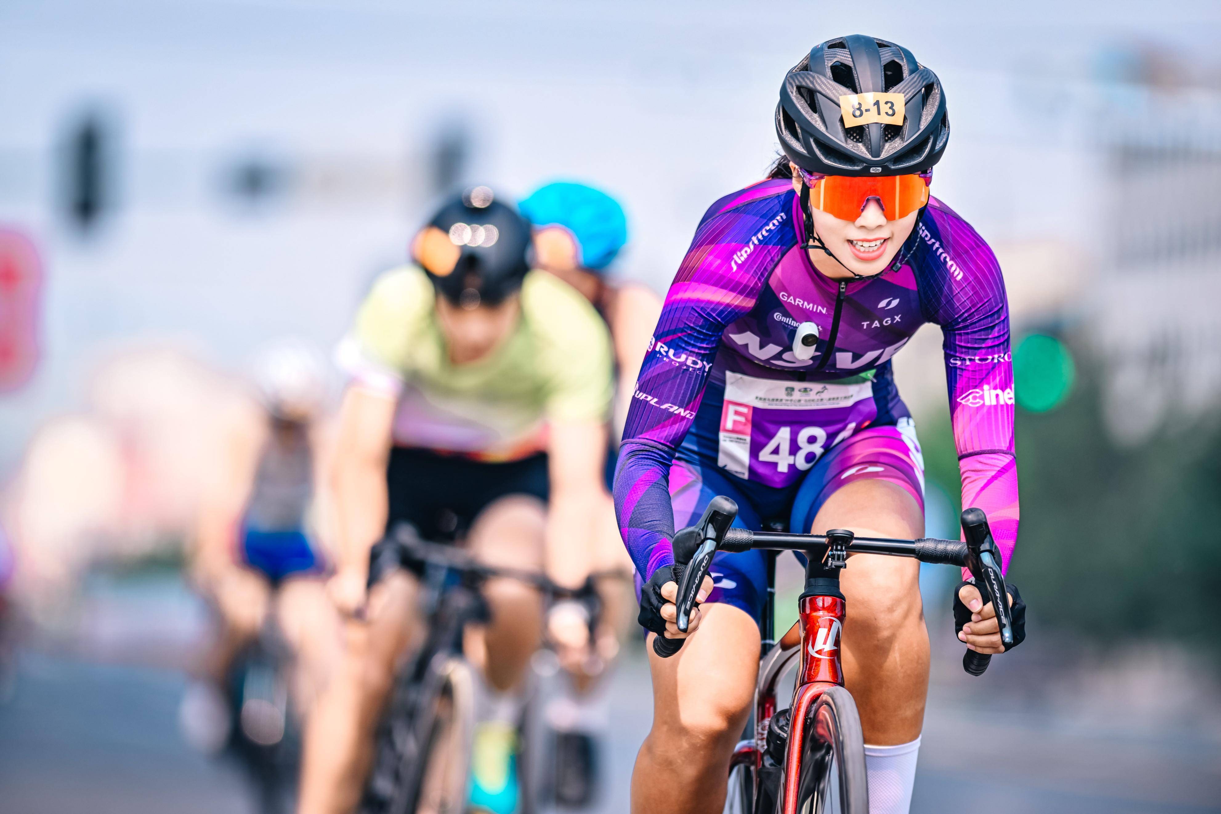 骑行项目比赛精彩纷呈，屡屡刷新纪录的简单介绍