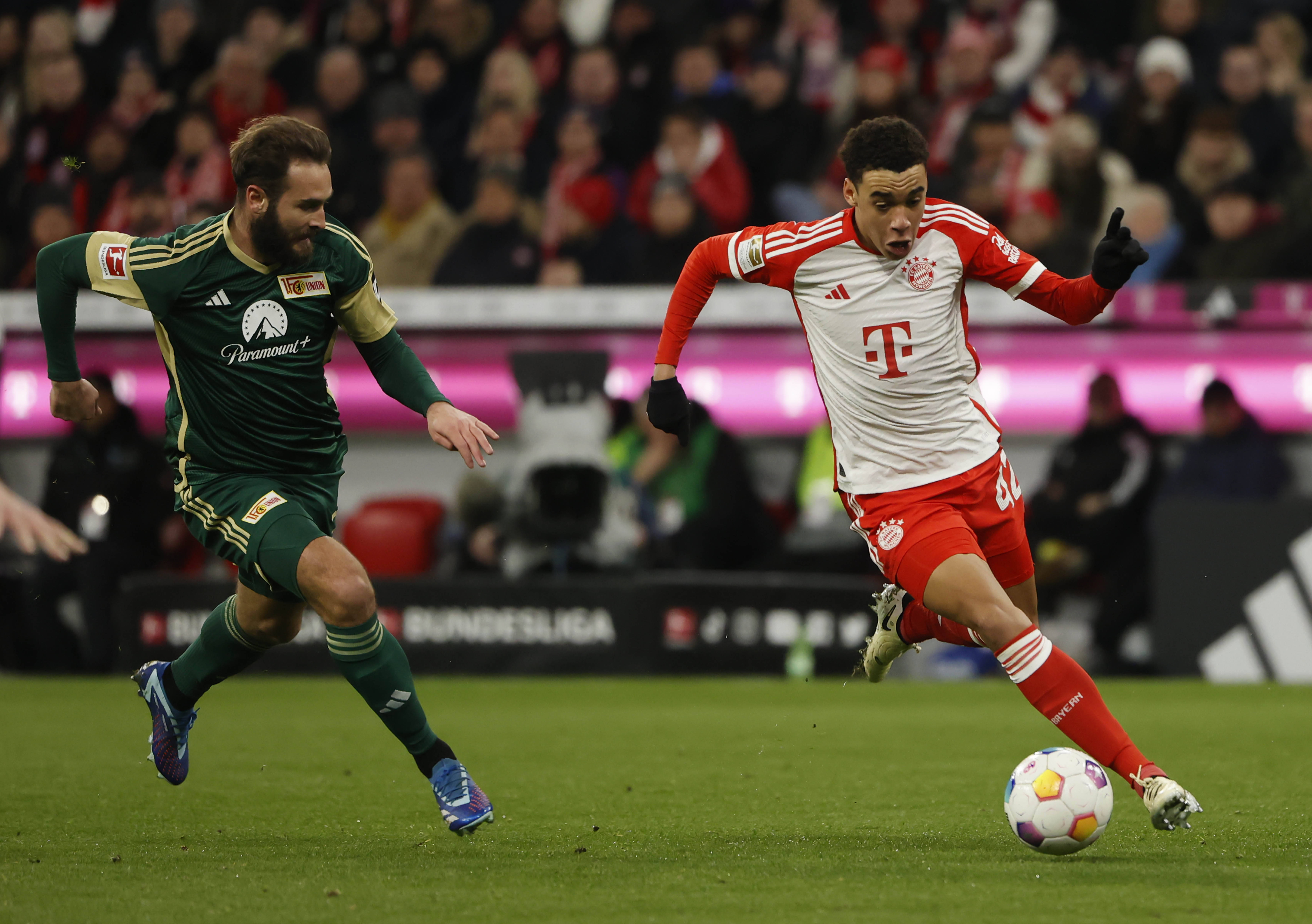 九游体育网页版-拜仁慕尼黑一线队众将备战磨合，战斗力有所提升