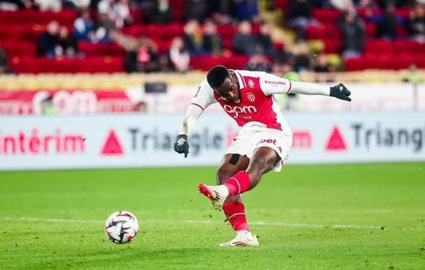 九游体育官方登录入口-关于塞尔塔防线漏洞百出，惨遭马赛绝杀的信息