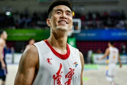 九游体育网页版-哥伦比亚队队员拼搏奋斗赢得赞誉