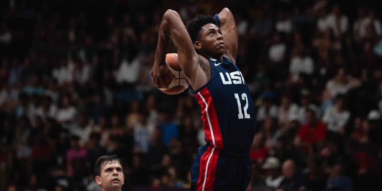 美国队胜出半决赛，展现实力晋级决赛赛场的简单介绍