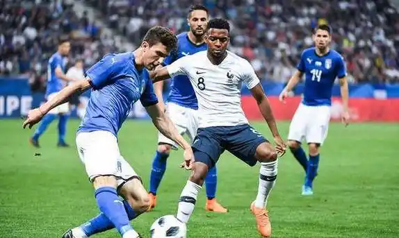 欧洲足球冠军联赛胜者已现，下轮对决备受期待