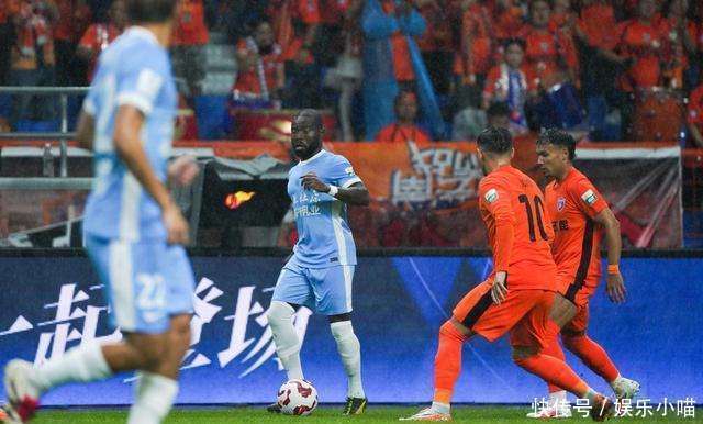 九游体育官网入口-青岛中能客场表现抢眼，球队不断冲刺积分榜前列