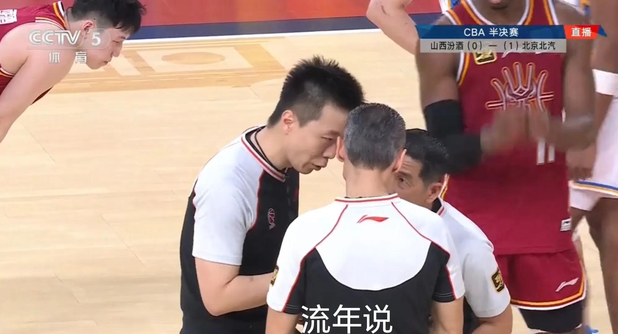 九游体育网页版入口-关于精彩回放再掀争议，裁判判罚成焦点的信息