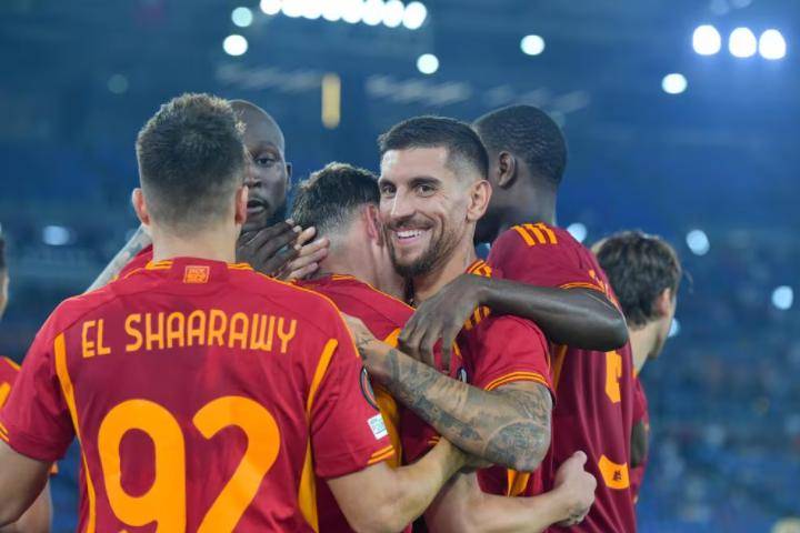 九游体育登录-包含罗马球员间默契配合，助球队收获连胜的词条