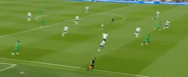 九游体育-英格兰队在关键战役中失利