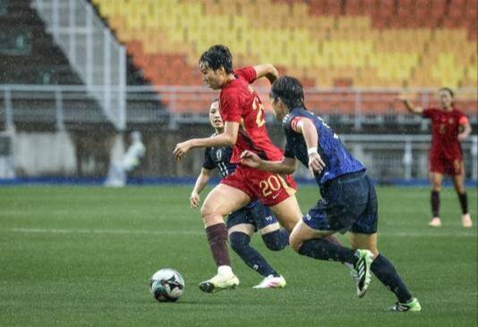 九游体育网页版登录入口-斯旺西战平卫冕冠军，力保不败纪录的简单介绍