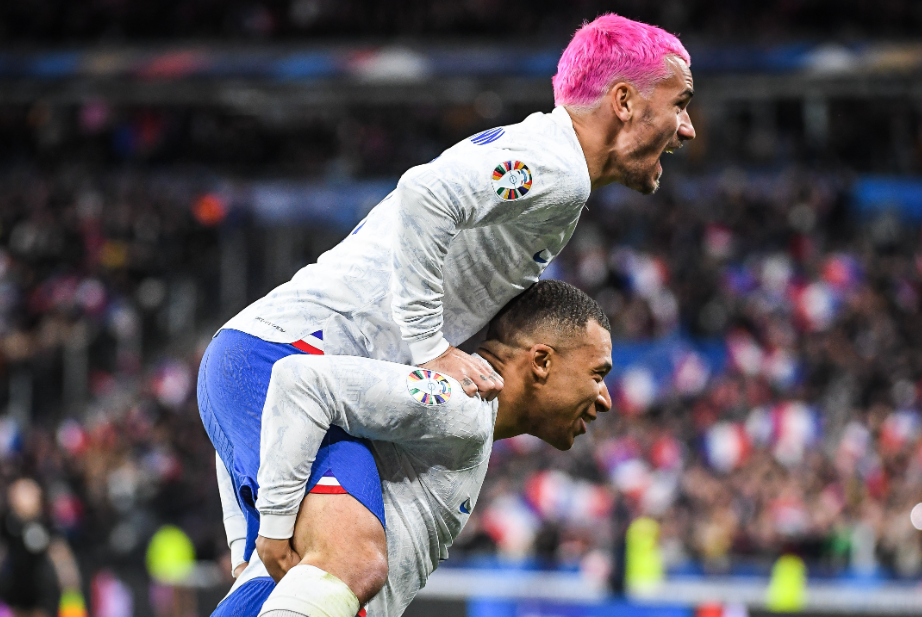 九游体育中国官网-格里兹曼破门！巴黎铁帽，格里兹曼带队逆转的简单介绍