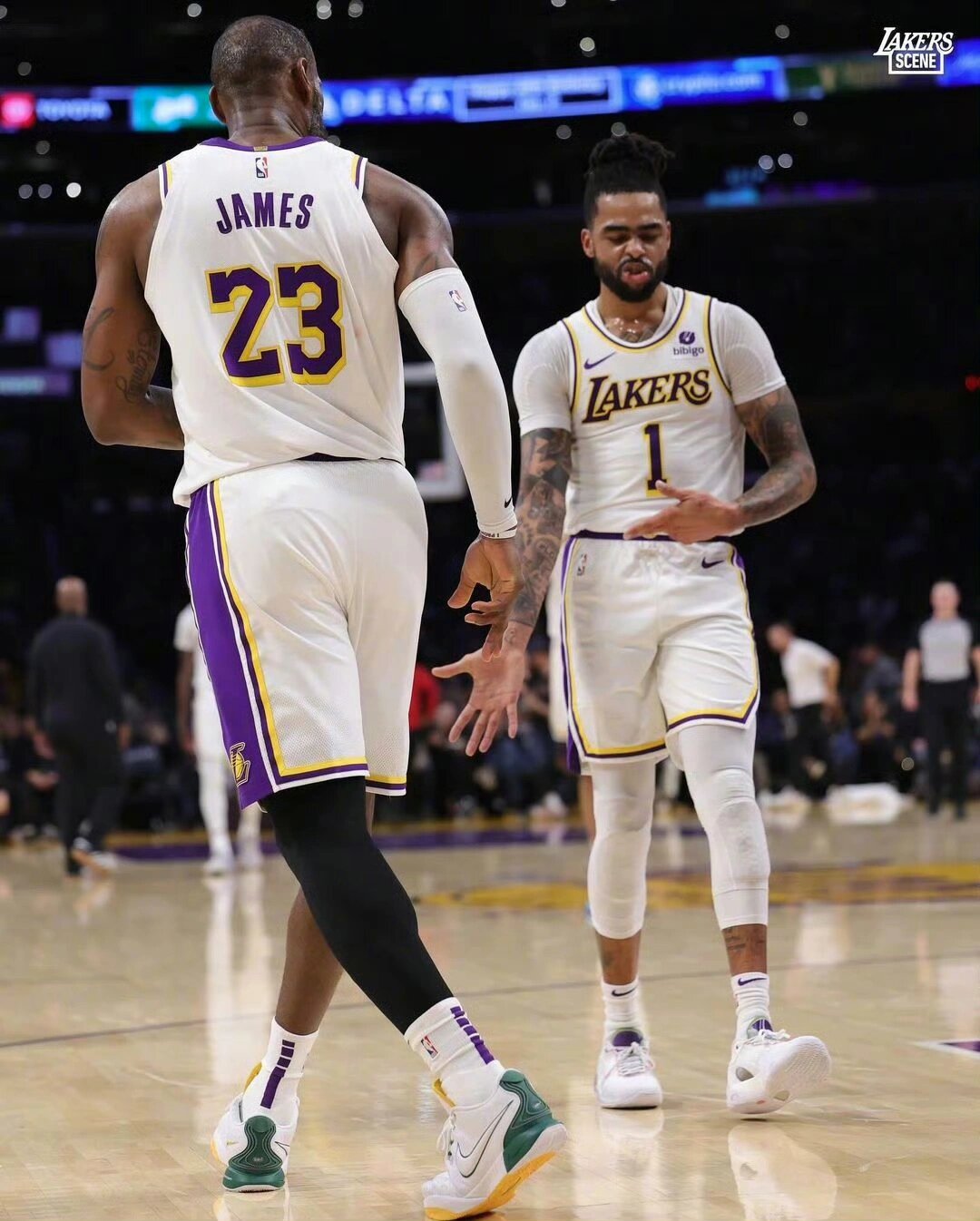 九游体育官方入口-开拓者队全队爆发，轻松击溃对手