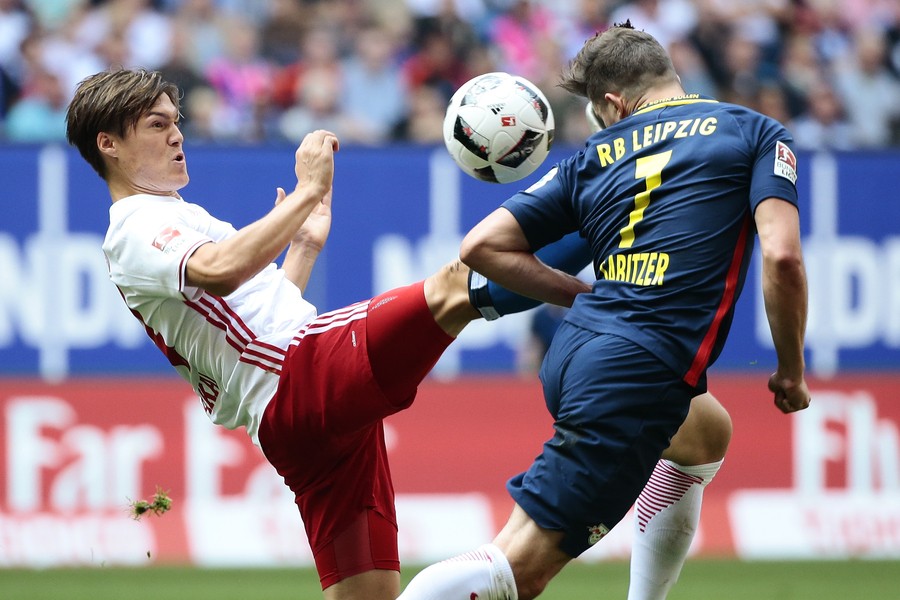 根特主场力克对手，豪取三分领跑联赛的简单介绍