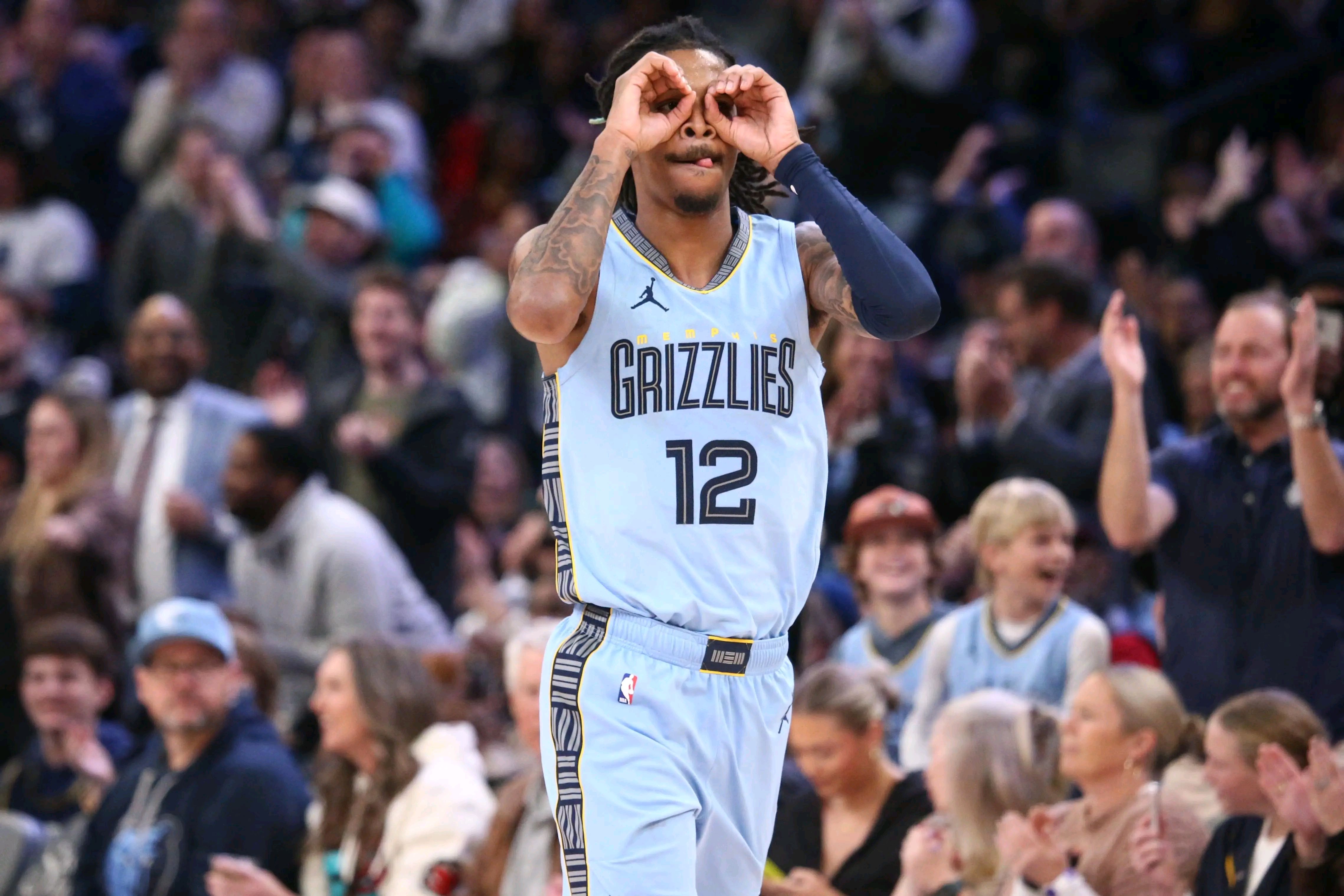 包含灰熊队负伤主力回归，球队实力再增的词条