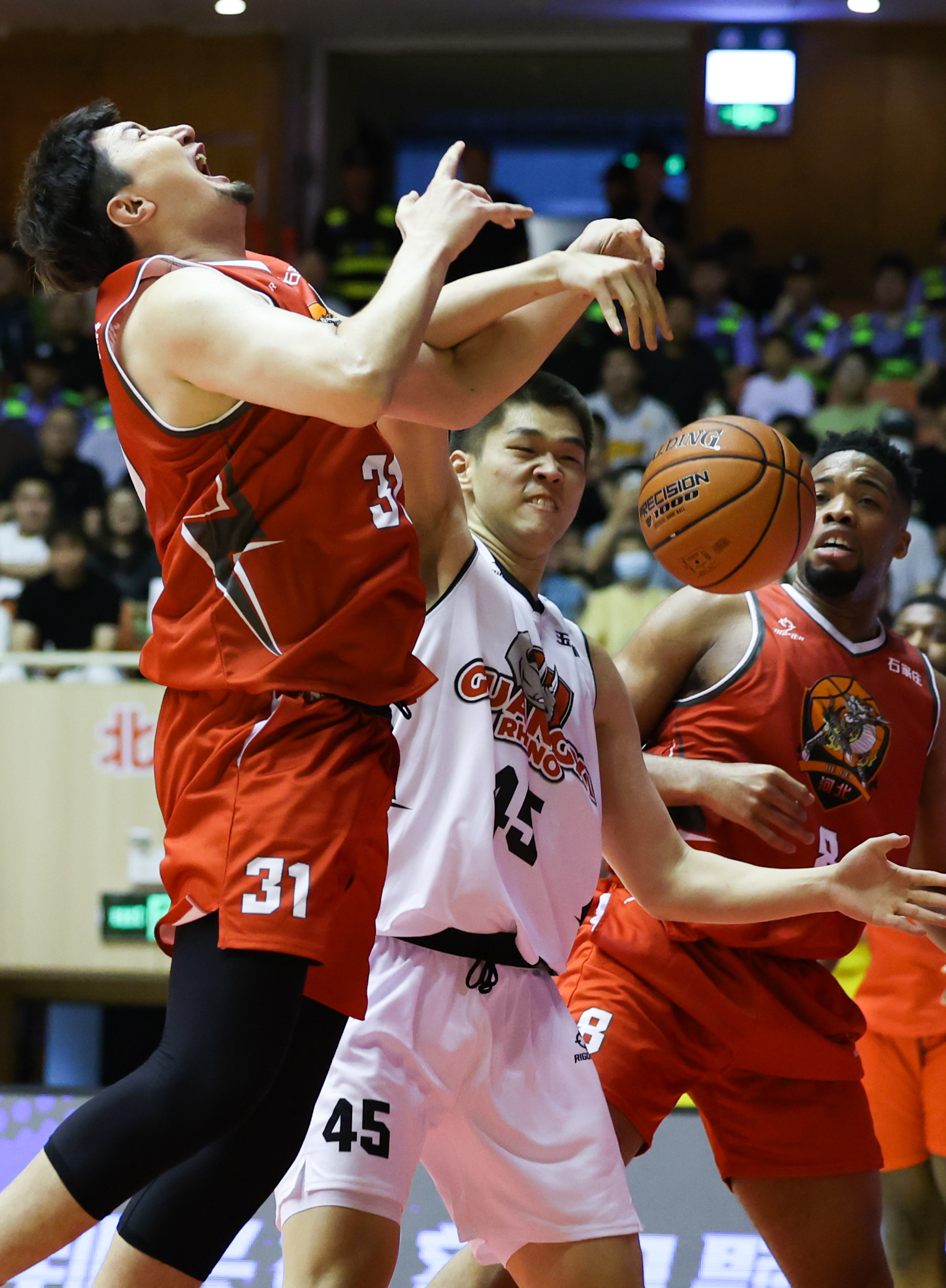 篮球赛事中球员实力逐渐显现