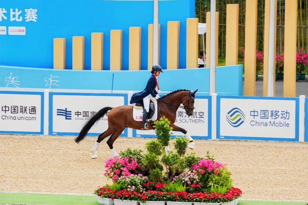 九游体育app下载-新疆队在场上展现完美表现